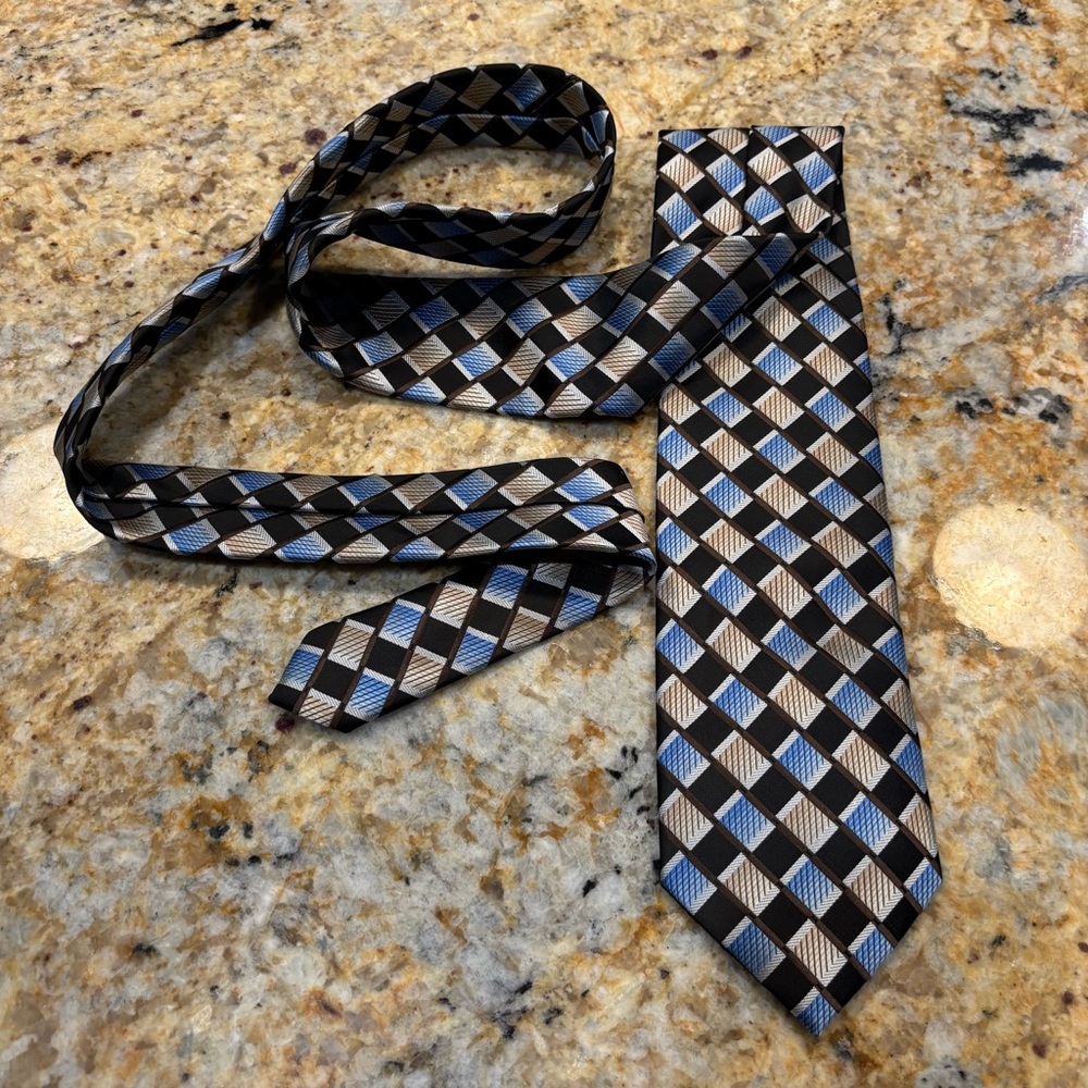 Bill Robinson Geometric Patterned Tie - Brown, Blue, and Gray